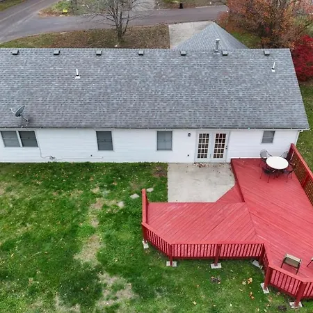Cozy Retreat 3Bdrm 2Bath House With Deck Villa